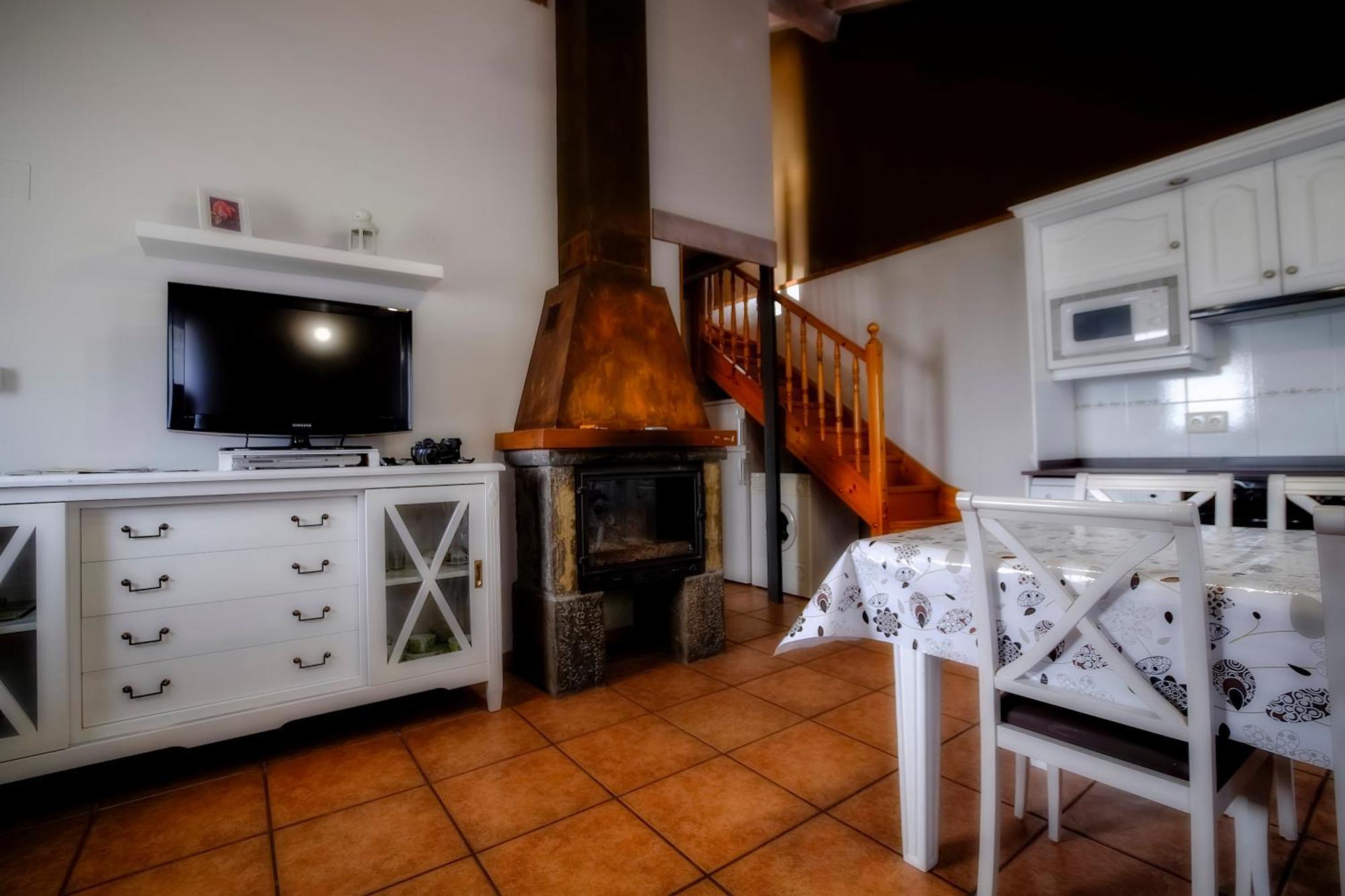 Casas La Ribera Ordesa Casa de hóspedes Escalona Exterior foto